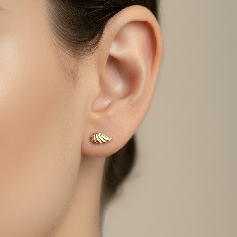 Ala de oro 0.1cm rotada en oreja