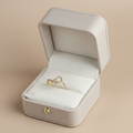 Anillo con diseño de lazo mejorado