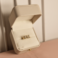 Anillo con mariposa mejorado