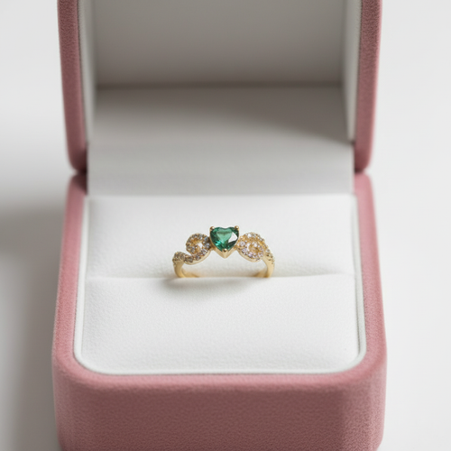 Anillo corazón verde en estuche
