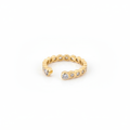 Anillo diamantes bezeles fondo blanco
