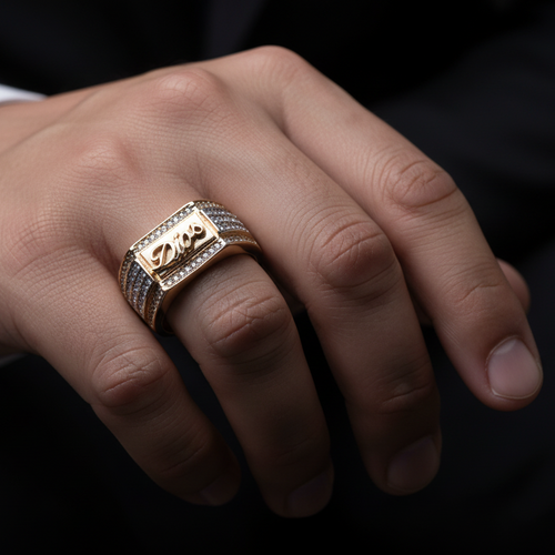 Anillo Dios en mano