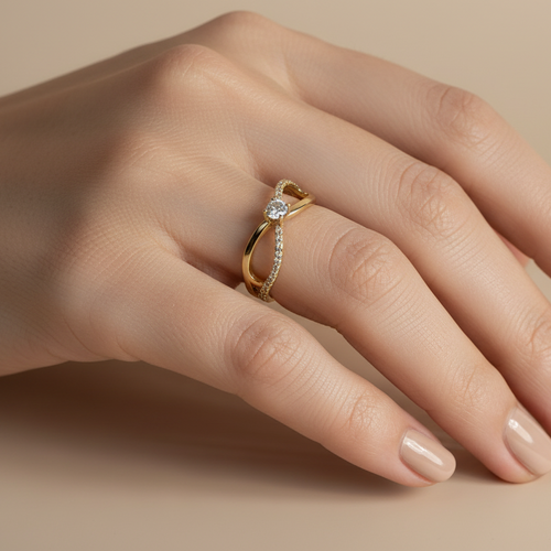 Anillo doble banda en mano