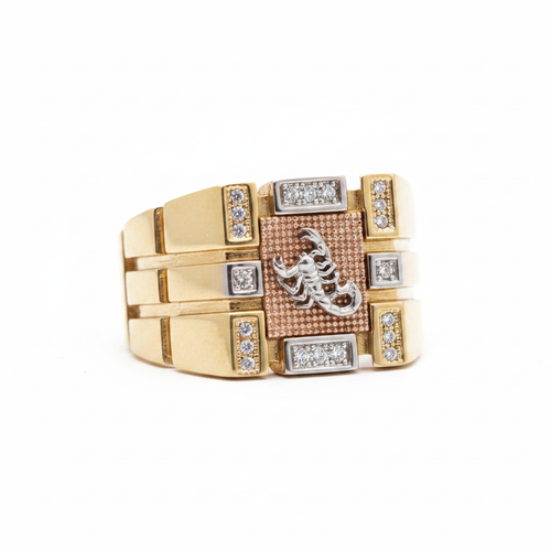 Anillo escorpión jubilee fondo blanco