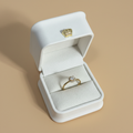 Anillo halo fondo beige plano