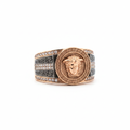 Anillo Medusa fondo blanco