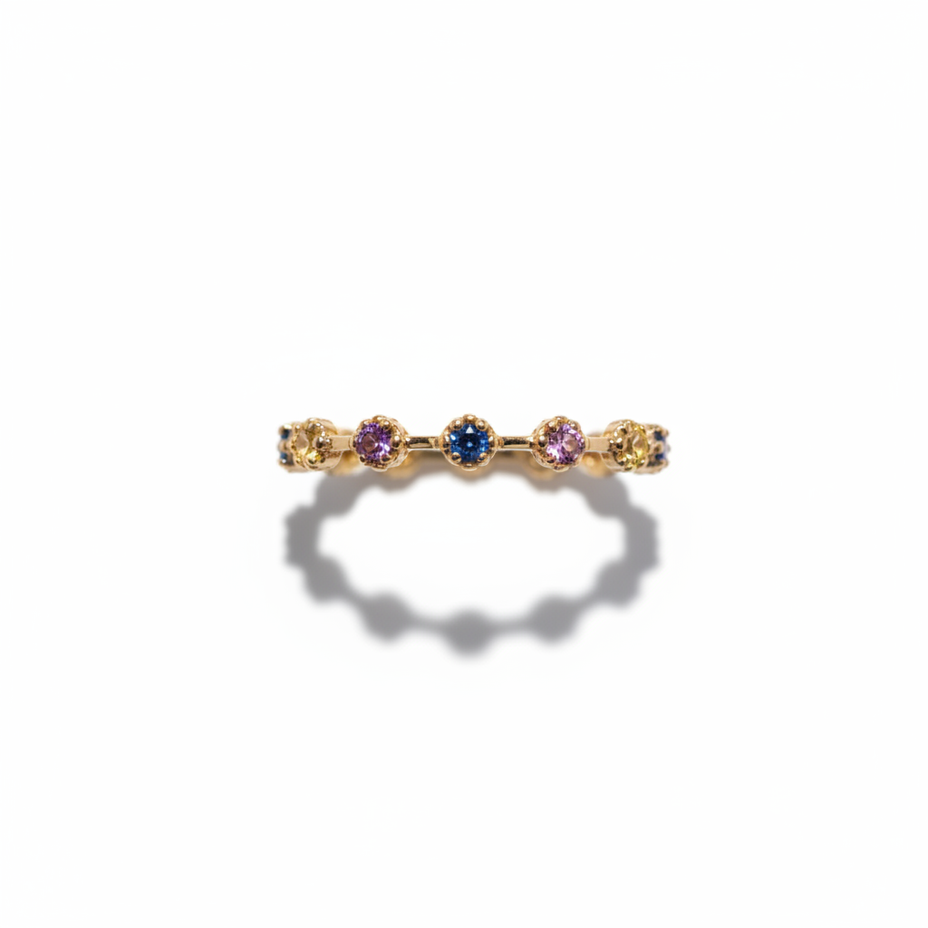 Anillo multicolor fondo blanco