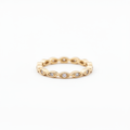 Anillo ojos diamante producto fondo blanco