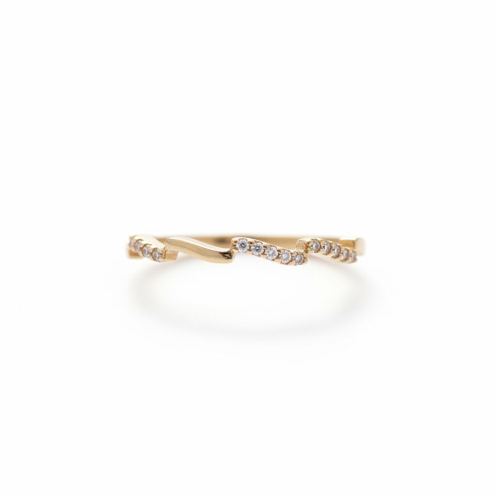 Anillo ondulado fondo blanco