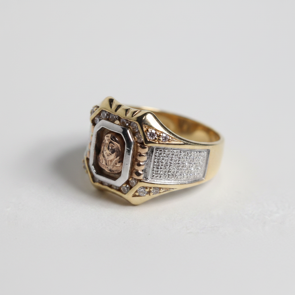 Anillo Virgen fondo blanco