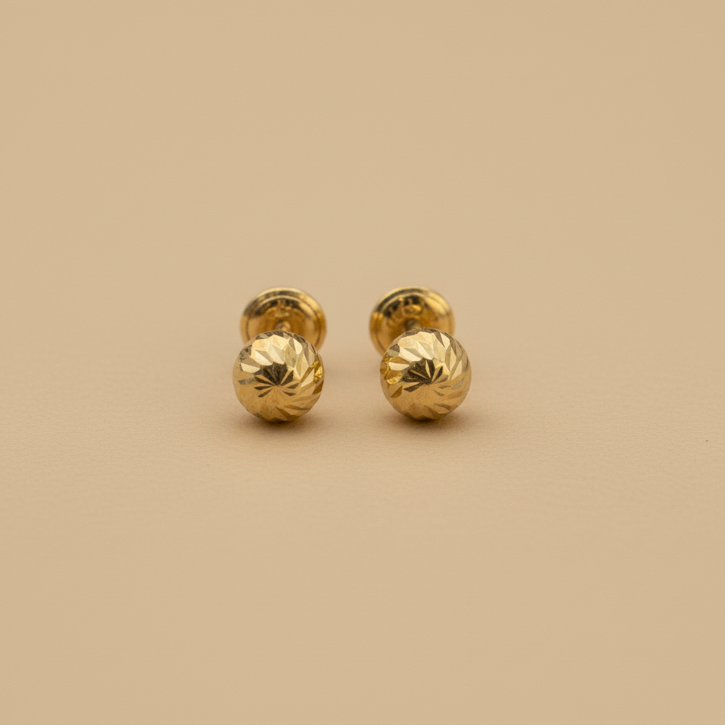 Aretes bola facetada de frente