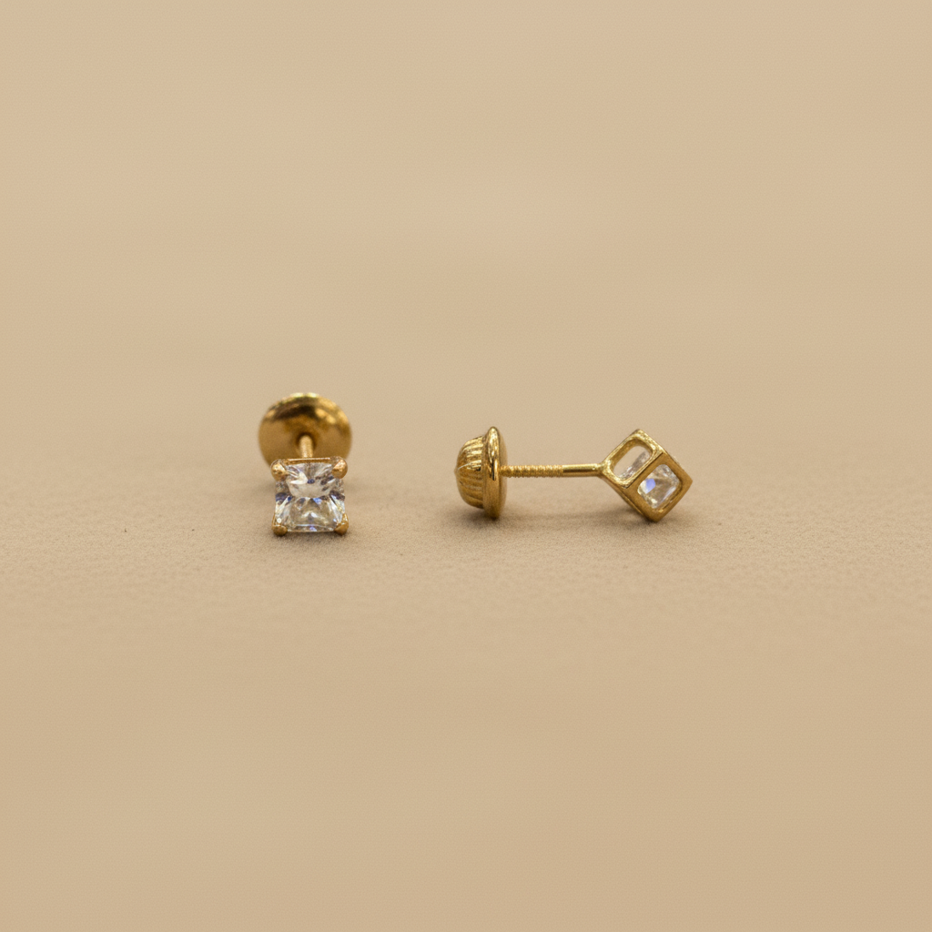 Aretes con cristal fondo beige