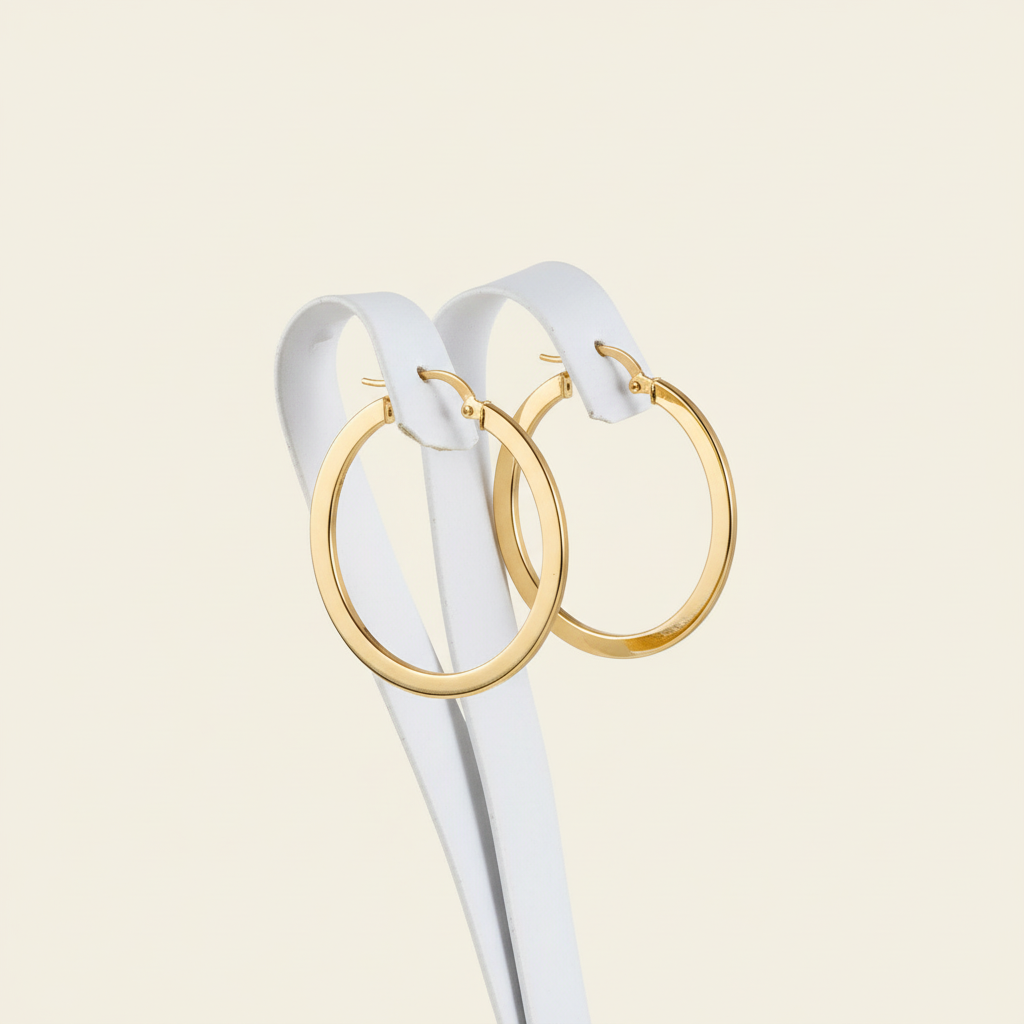 Aretes de aro clásicos - fondo plano