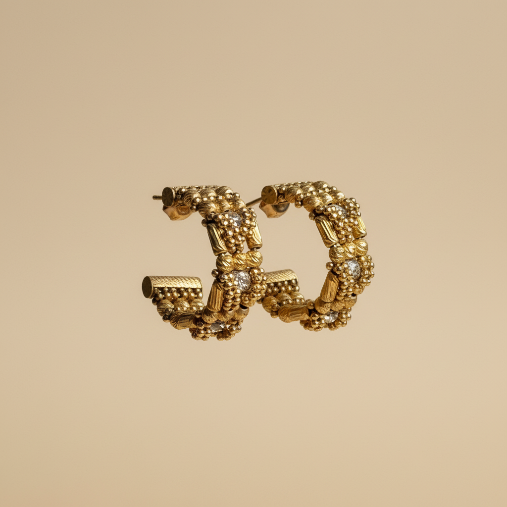 Aretes de oro 18K fondo plano