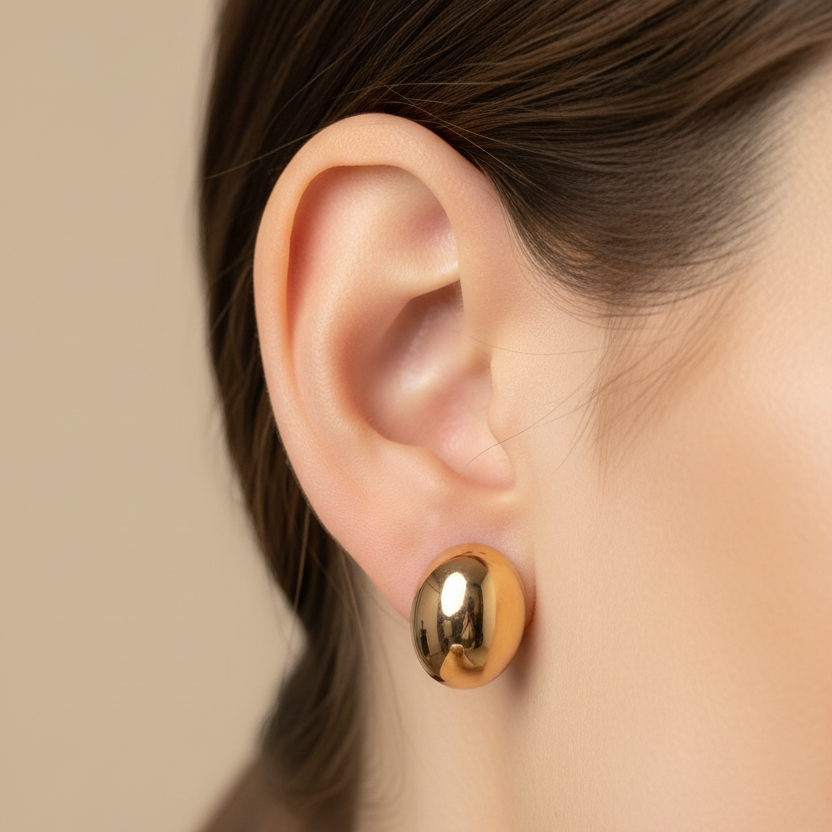 Aretes de oro ovalados - Muy pequeños en modelo