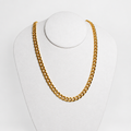 Collar dorado cuadrado con fondo mejorado