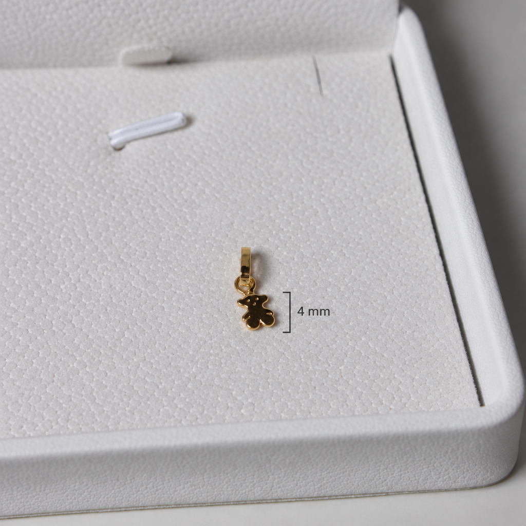 Dije de trébol en formato cuadrado con guía de 4 mm