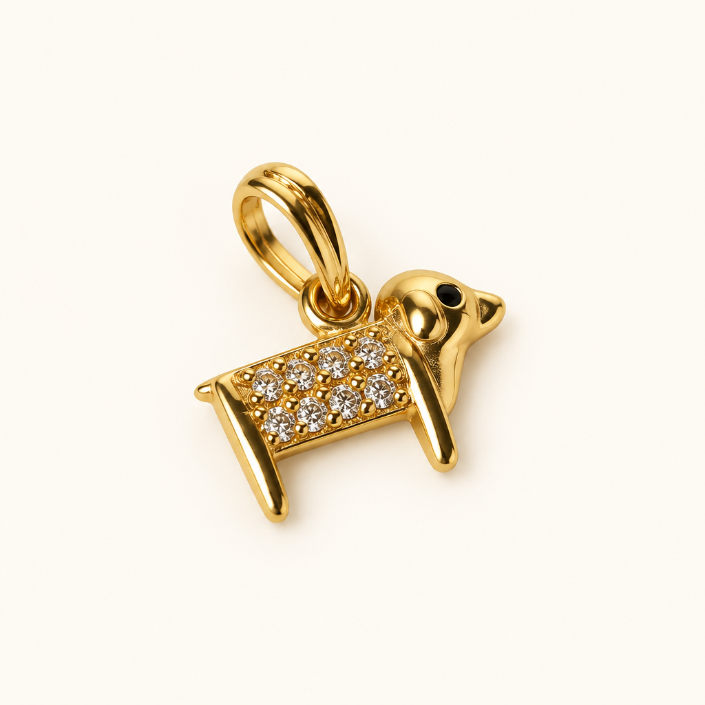 Dije dorado en formato cuadrado