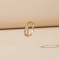 Ear cuff de oro trenzado con cristales - Catálogo profesional