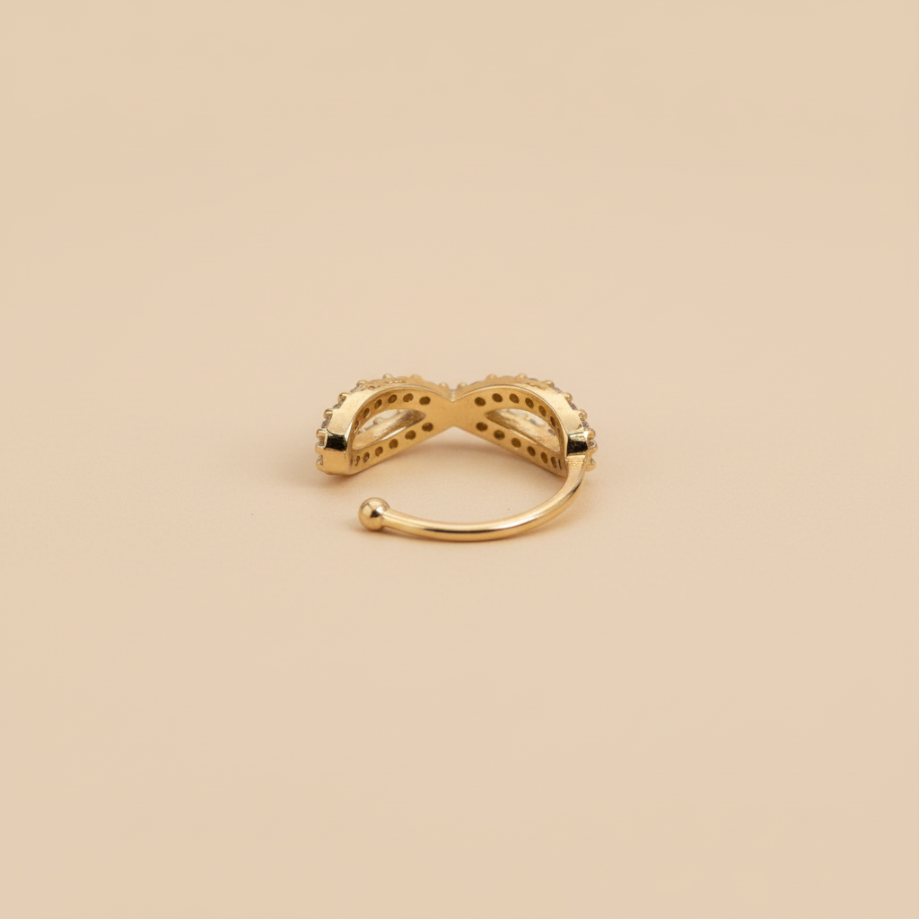 Ear cuff de oro trenzado - Vista trasera
