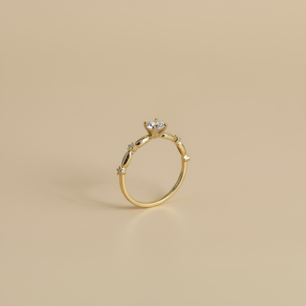 Foto de producto anillo fondo beige