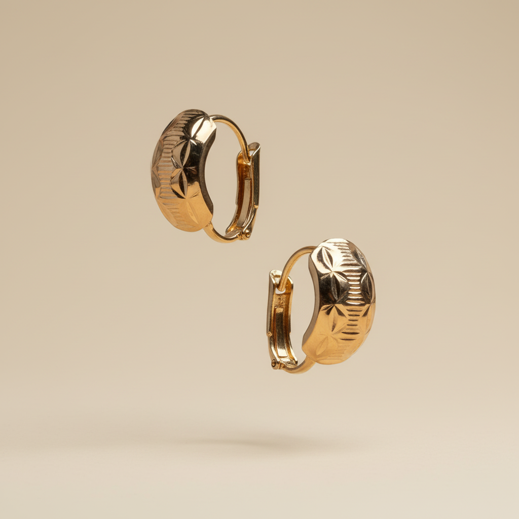 Par de aretes de oro texturizados