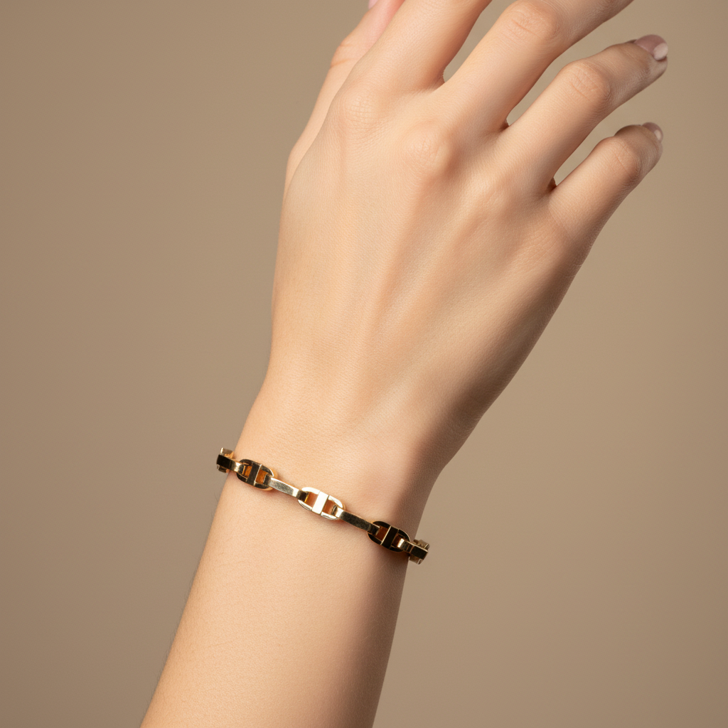 Pulsera eslabones cuadrados - mano elegante