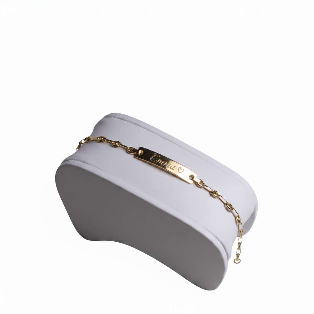 Pulsera placa grabada Emma corazón