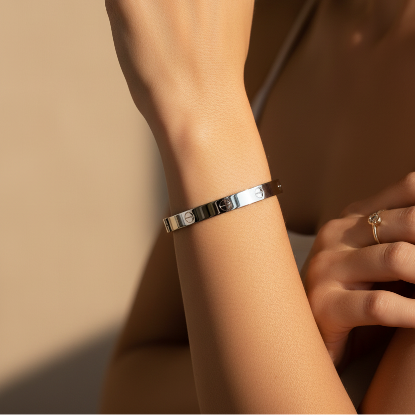 Pulsera Plata - En mano