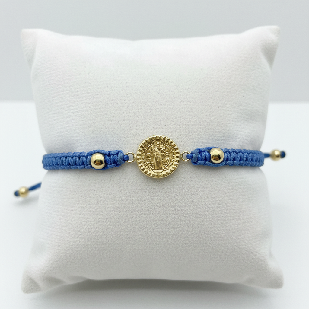 Pulsera tejida Benedictus lux en almohadilla